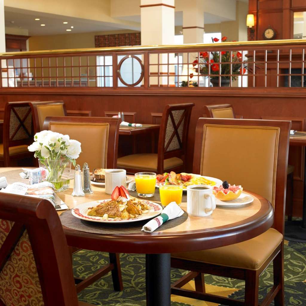 Hilton Garden Inn Dover Étterem fotó